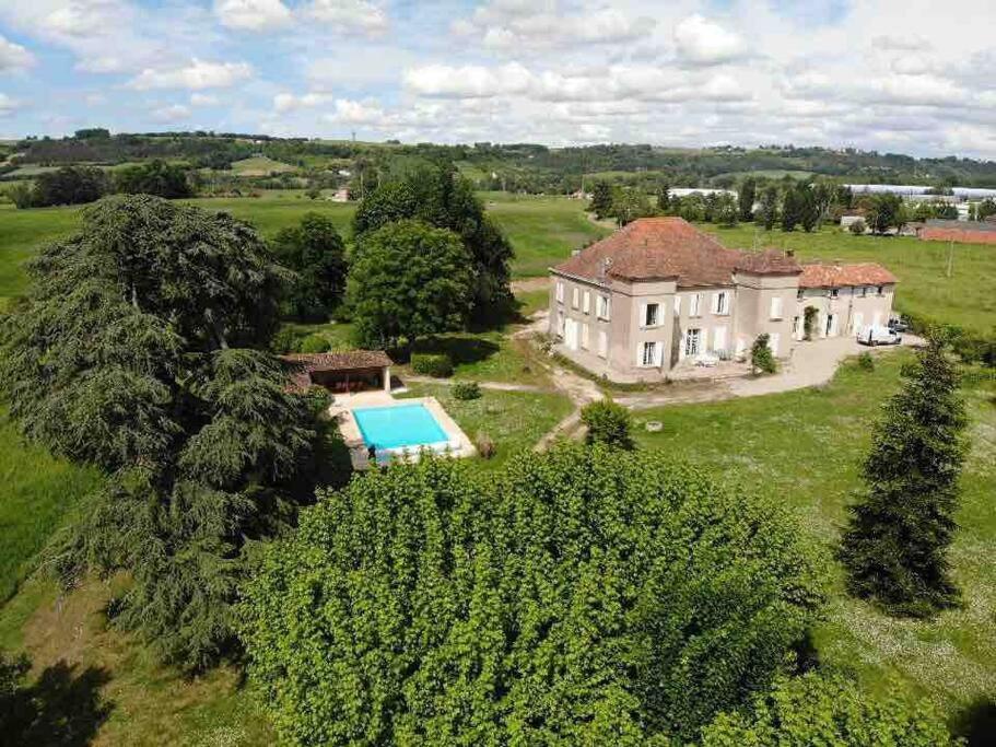 Chateau D'Issandou Golfech 외부 사진