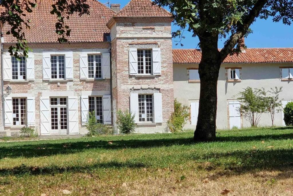 Chateau D'Issandou Golfech 외부 사진