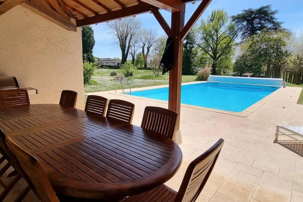 Chateau D'Issandou Golfech 외부 사진